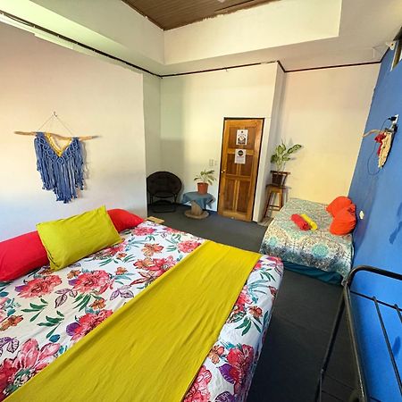 Passifloras Hostel Quepos Ngoại thất bức ảnh