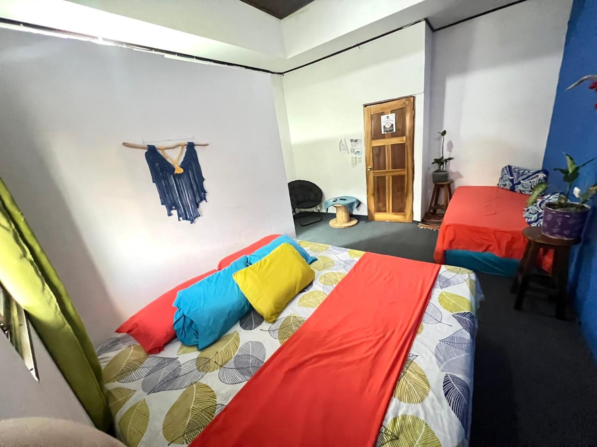 Passifloras Hostel Quepos Ngoại thất bức ảnh