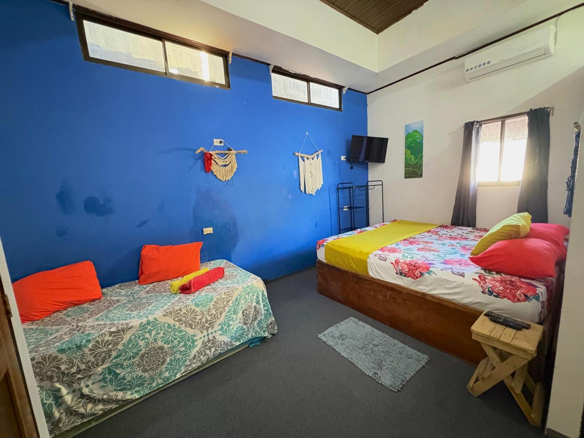 Passifloras Hostel Quepos Ngoại thất bức ảnh
